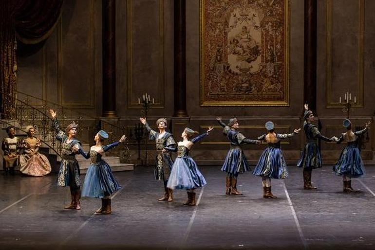 Kuğu Gölü balesi AKMde prömiyer yaptı