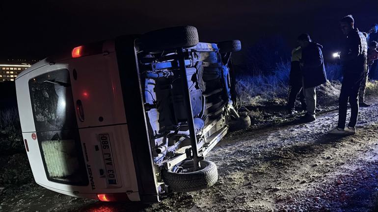 Alkollü sürücü, eşi ve 2 yaşındaki bebeği araçtayken polisten kaçıp, kaza yaptı