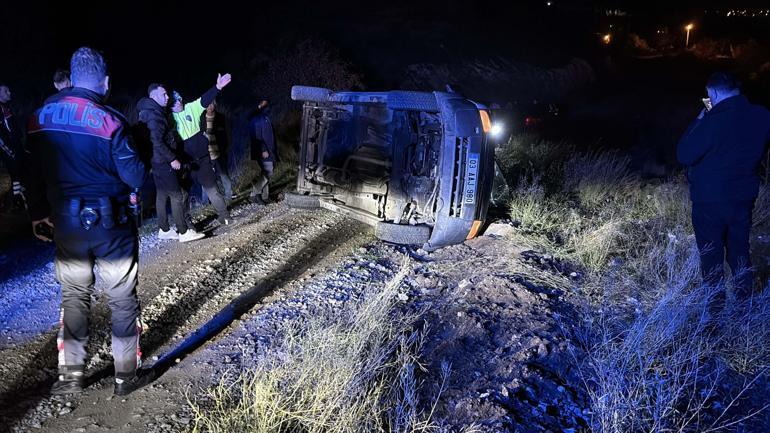 Alkollü sürücü, eşi ve 2 yaşındaki bebeği araçtayken polisten kaçıp, kaza yaptı