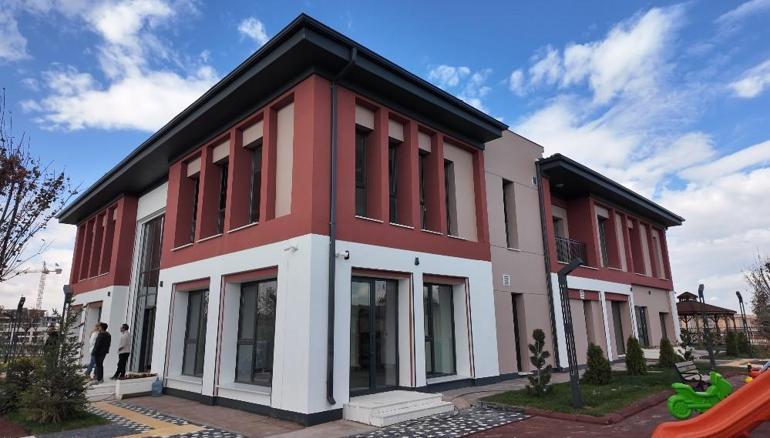 TOKİ Başkanı Sungur: TOKİ olmasa ev sahibi olamayacakları önceledik