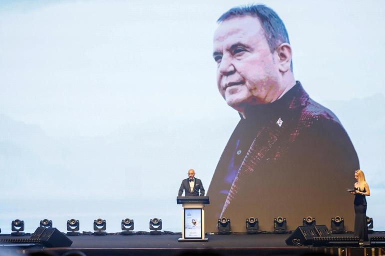 62nci Altın Portakalda görkemli açılış