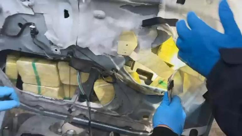 Kocaelide otomobile zulalanmış 45 kilo eroin ele geçirildi