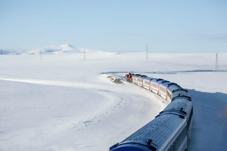 Bakan Uraloğlu: Doğu Ekspresinin kış seferleri 22 Aralıkta başlayacak