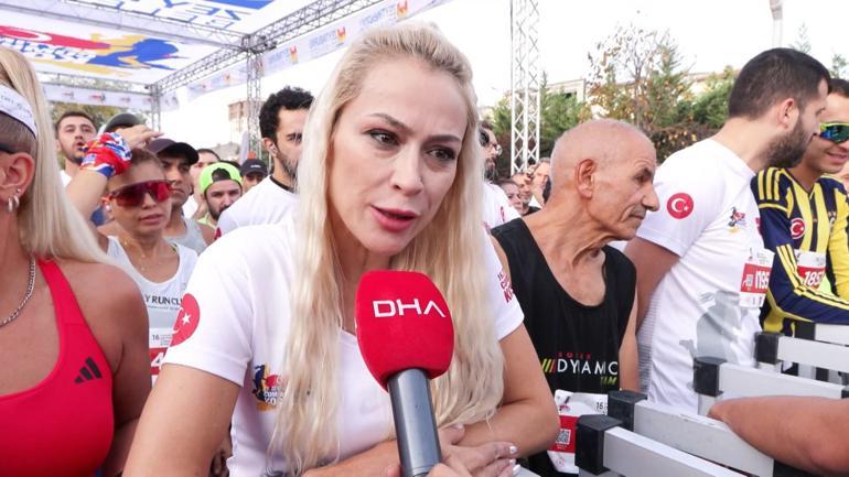 Bakan Osman Aşkın Bak 16ncı Zeytinburnu Cumhuriyet Koşusuna katıldı