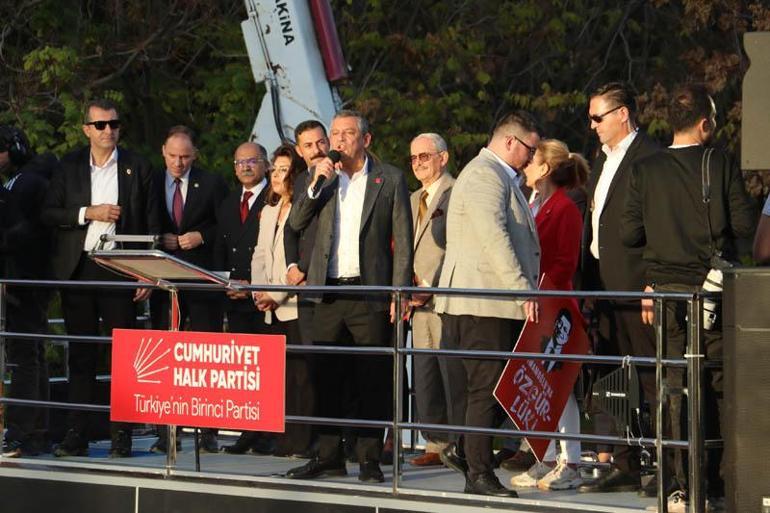 Özgür Özel: Türkiyeyi yıllar önce başvurduğumuz Avrupa Birliğine taşıyacağız