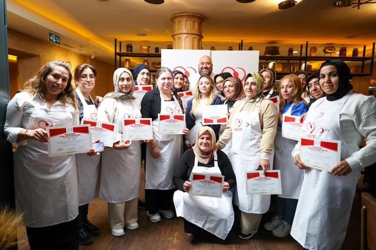 Depremzede kadınlar İstanbul’da ünlü şeflerden eğitim aldı
