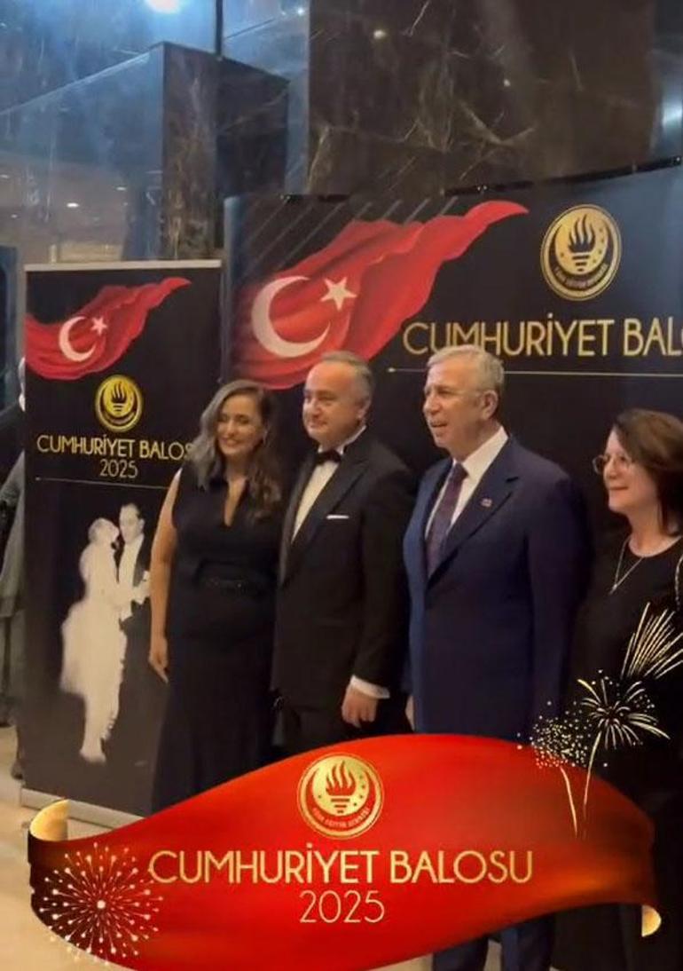 Türk Eğitim Derneği’nden Cumhuriyet’in 102’nci yılına özel balo