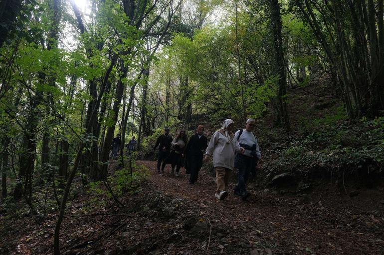 Sonbahar yürüyüşünde doğaseverler Doğançay Şelalesi’nde buluştu