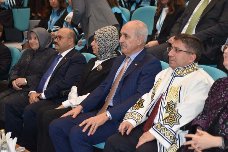 Kurtulmuş: Sadece demokrasinin, fikirlerin konuşulduğu yeni bir döneme gireceğiz