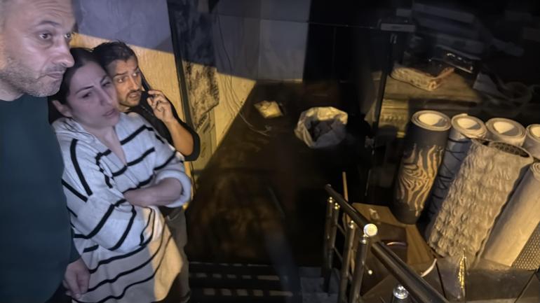 Beyoğlu’nda rögar taştı; halı dükkanı su altında kaldı