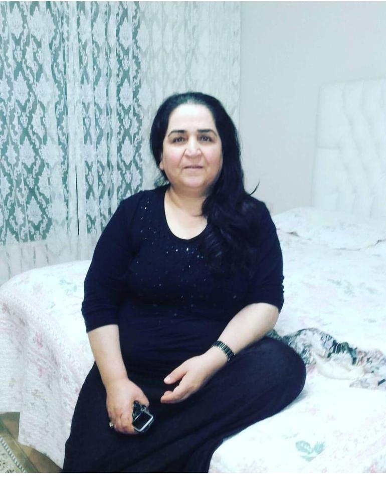 Vandaki kazada ölen çift ile kızları, Hakkaride toprağa verildi