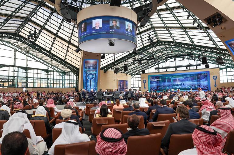 Cumhurbaşkanı Yardımcısı Yılmaz, Suudi Arabistan’da