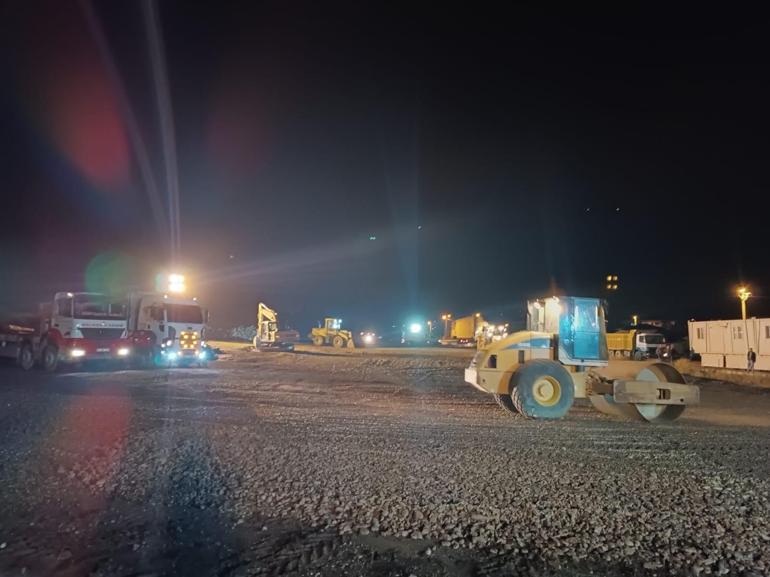 Sındırgı’da 6.1’lik depremde yıkılan ve hasar gören binalar havadan görüntülendi