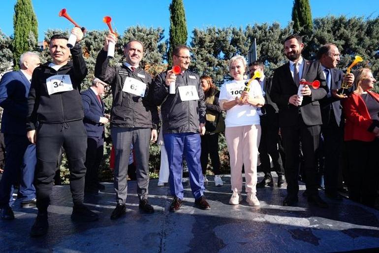 Sancaktepe’de Uluslararası Cumhuriyet Koşusu gerçekleştirildi