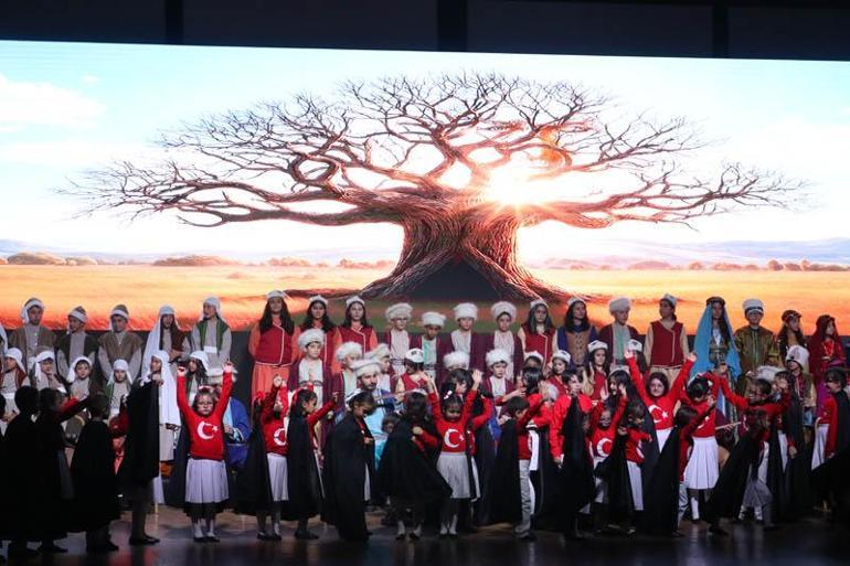 Bakanlar Tekin ve Göktaş, Ankarada 29 Ekim programına katıldı