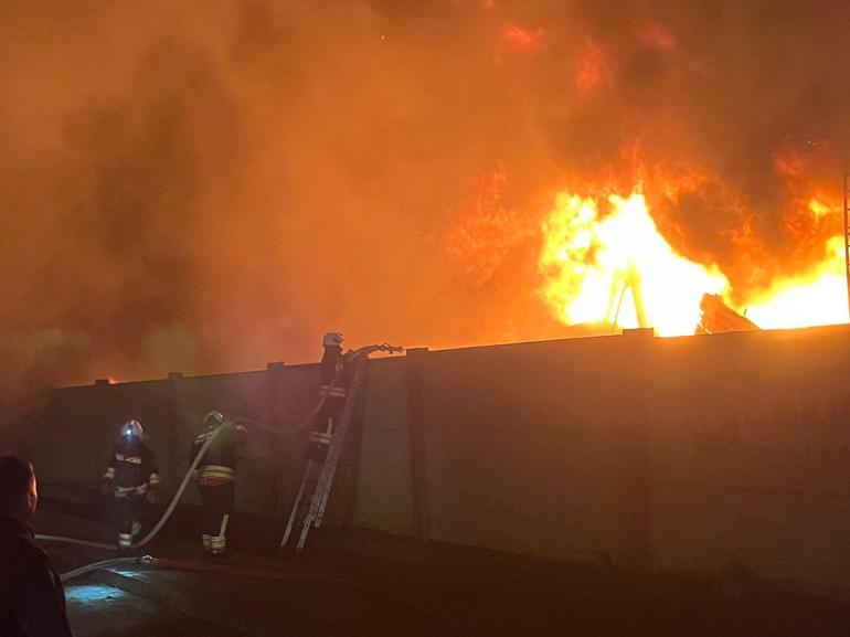 Samsunda geri dönüşüm fabrikasında yangın