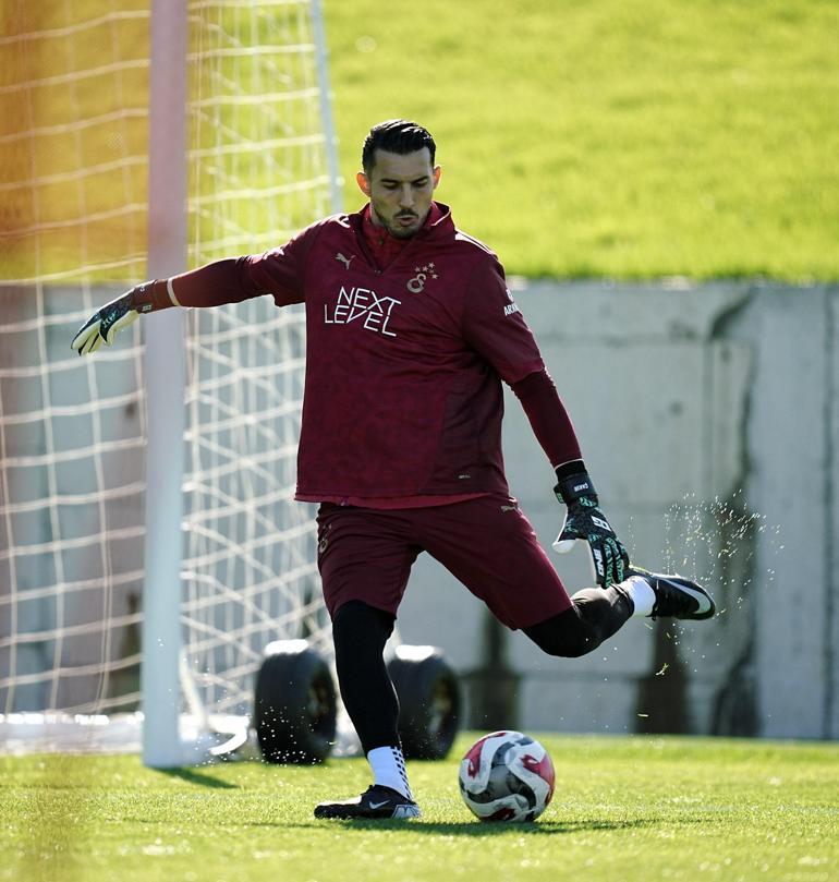 Galatasaray, Trabzonspor maçı hazırlıklarını sürdürdü