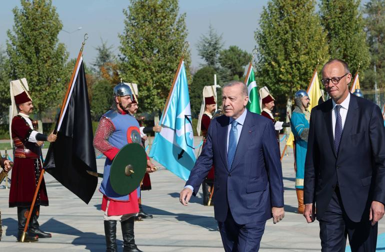 Cumhurbaşkanı Erdoğan, Almanya Başbakanı Merzi resmi törenle karşıladı