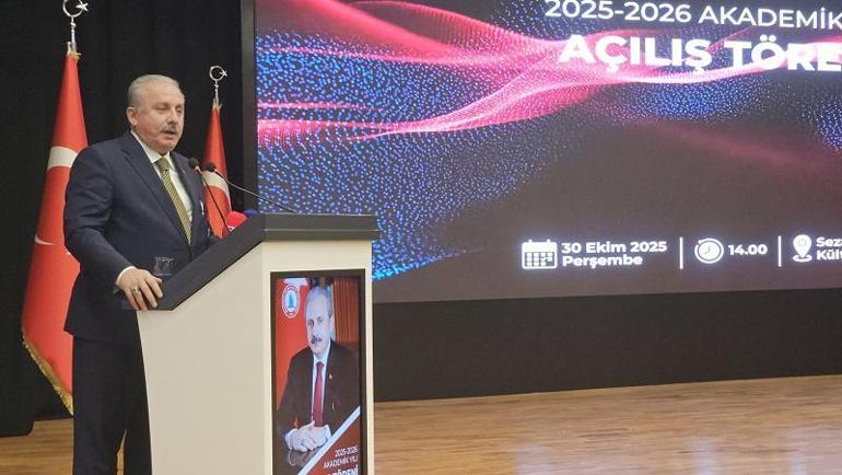 Eski Meclis Başkanı Şentop BEUNda akademik yılı açılış törenine katıldı