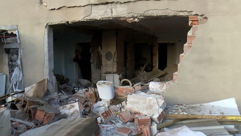 Küçükçekmecede termosifon patlaması sonrası 2 kişi yaralandı