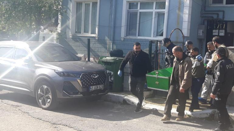 Tartıştığı eşini bıçaklayarak öldürdü