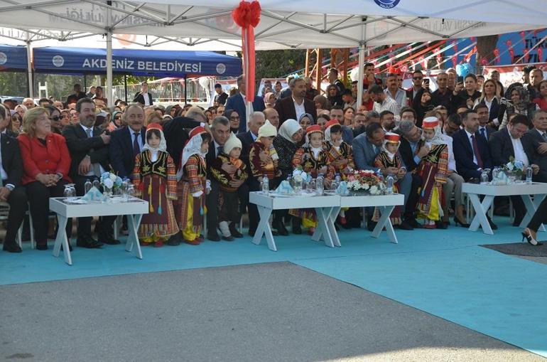 Binali Yıldırım, Mersinde anaokulu açılışına katıldı