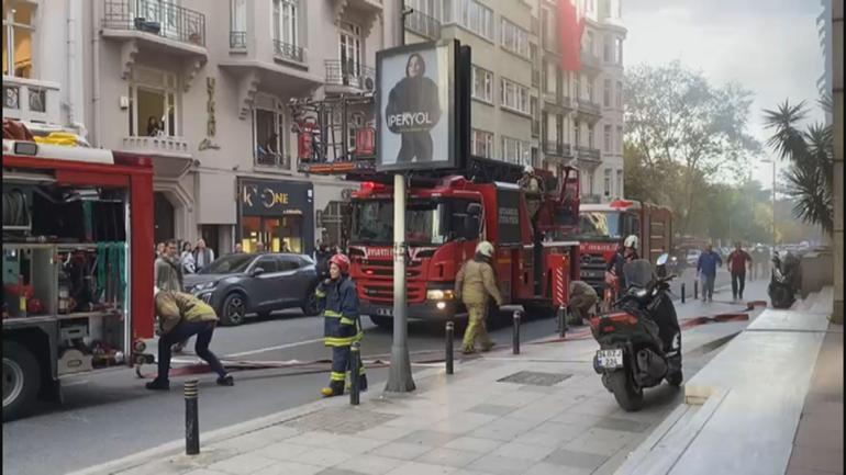 Nişantaşında tadilat halindeki iş merkezinde yangın