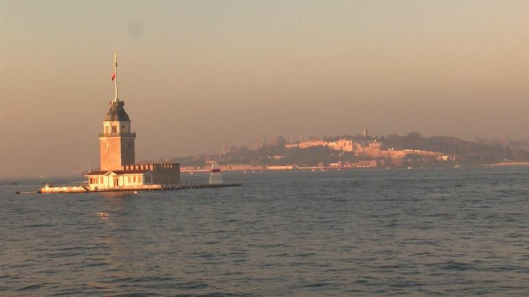 İstanbulda sis etkili oluyor