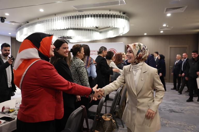 Bakan Göktaş, kadın sanayici ve girişimcilerle buluştu