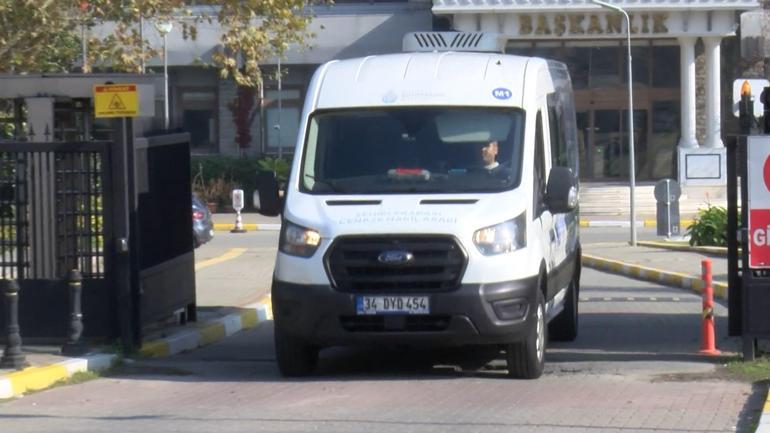 Ümraniyede babası tarafından öldürülen çocuğun ve amcasının cenazeleri Adli Tıp Kurumundan alındı