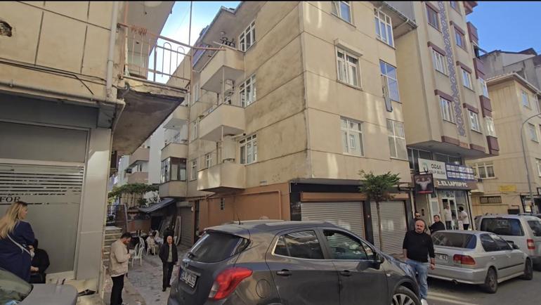 Ümraniyede babası tarafından öldürülen çocuğun ve amcasının cenazeleri Adli Tıp Kurumundan alındı