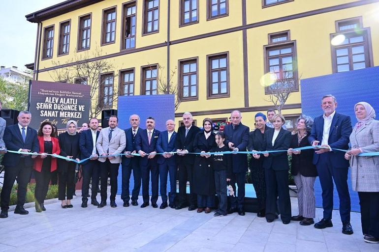 Bakan Göktaş: Alev Alatlı çağın ötesinde eserler üretti