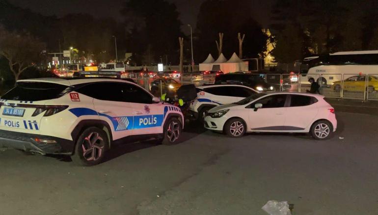 Beşiktaşta taraftarlar arasında silahlı kavga: 1 yaralı