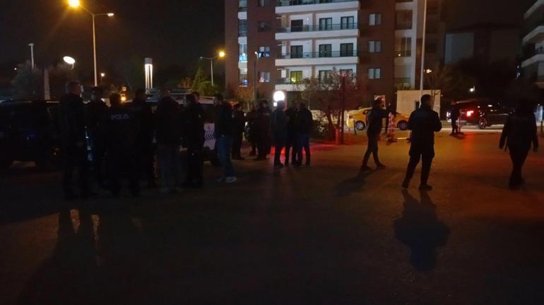 AVMde bekçilere silah gösteren şüpheli gözaltına alındı