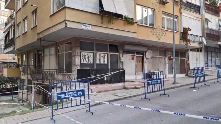 Kartal’da çatlaklar oluşan 4 katlı bina tahliye edildi