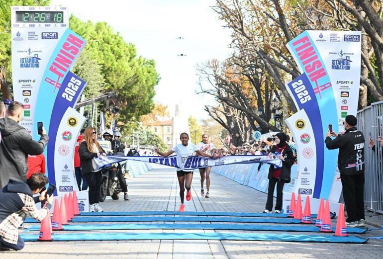Asya ve Avrupayı birleştiren İstanbul Maratonu 47nci kez koşuldu