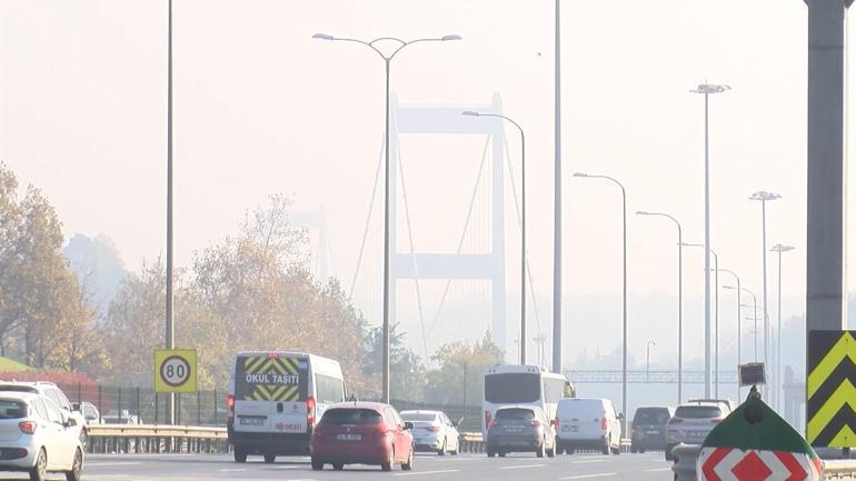 İstanbul Boğazı’nda sis etkili oluyor