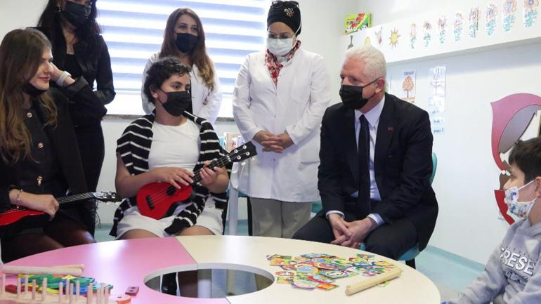 Vali Gül, Hastane Sınıfının açılışını yaptı