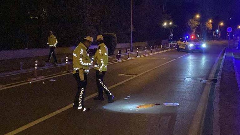 Motosiklet yolun karşısına geçmek isteyen yayaya çarptı; 3 yaralı