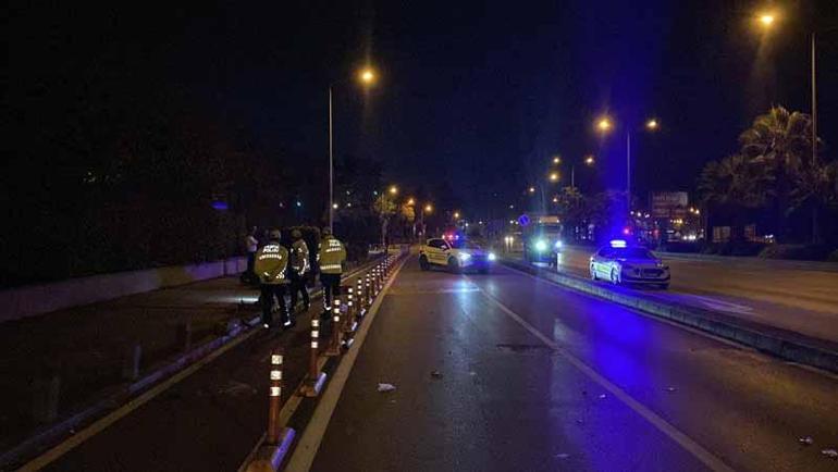 Motosiklet yolun karşısına geçmek isteyen yayaya çarptı; 3 yaralı