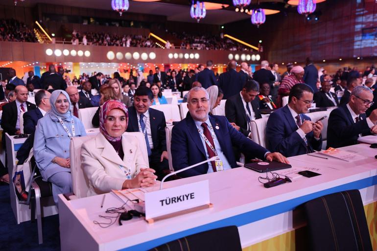 Bakanlar Göktaş ve Işıkhan, Katar’da 2’nci Dünya Sosyal Kalkınma Zirvesine katıldı