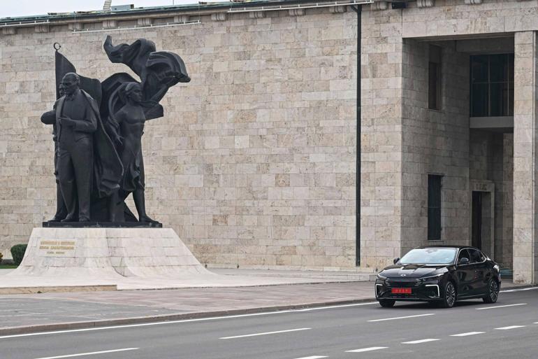 Bütçe görüşmelerine Togg T10F ve Çelik Kubbe damgası