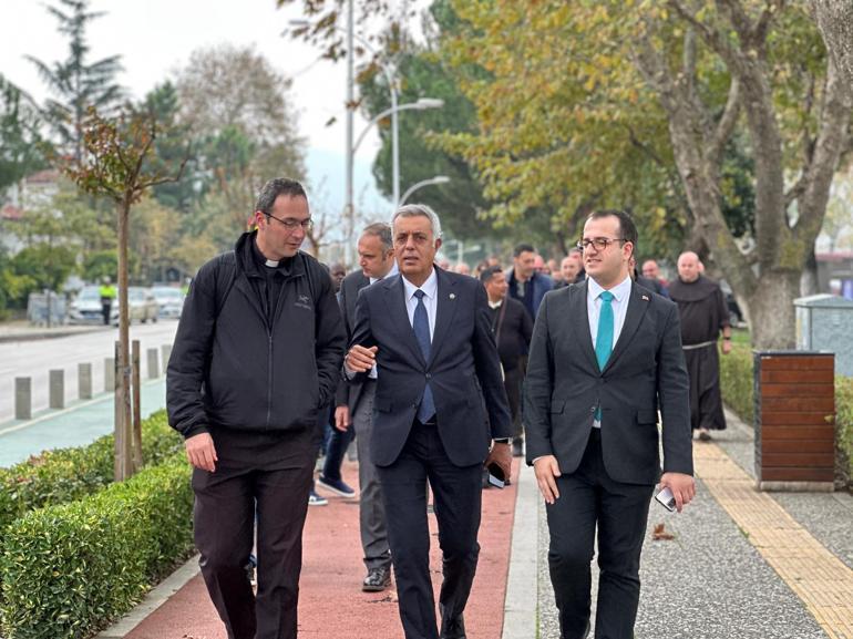 Vatikan heyeti, Papa’nın ziyareti öncesi İznik’e geldi