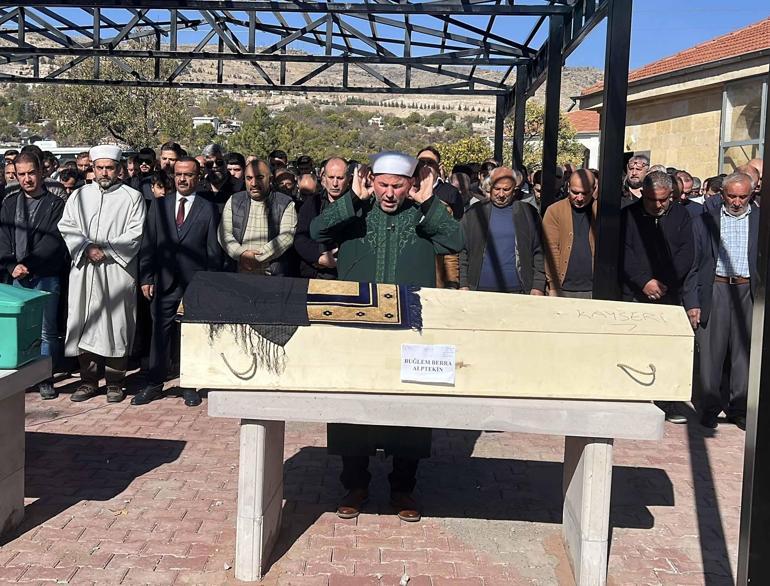 Otomobilin çarptığı 14 yaşındaki Buğlem Berra öldü