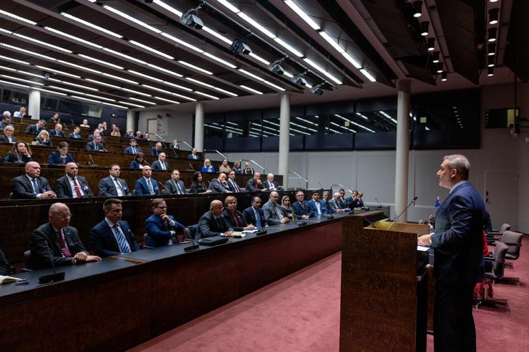 Bakan Fidan, Fin Parlamentosu Başkanı Halla-aho ile görüştü