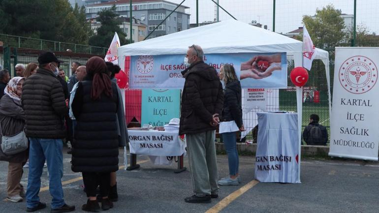 Kartalda Organ Bağışı Haftası kapsamında futbol maçı düzenlendi