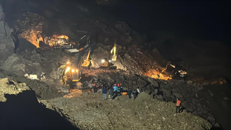 Orduda taş ocağında göçük meydana geldi; 1 işçinin cansız bedenine ulaşıldı