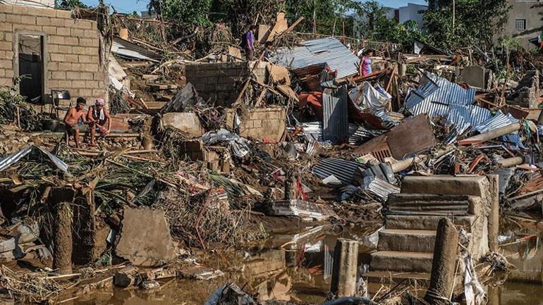 Filipinlerde Kalmaegi Tayfununda hayatını kaybedenlerin sayısı 114e yükseldi