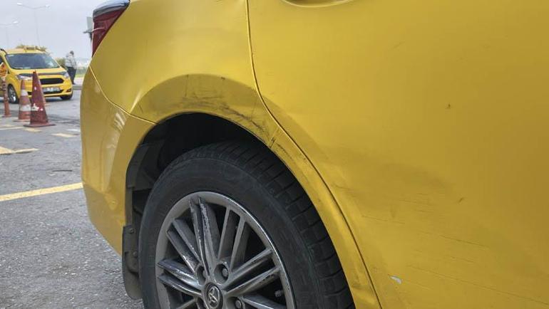 Taksi şoförünün manevra yapıp kazayı önlediği anlar araç içi kamerasına yansıdı