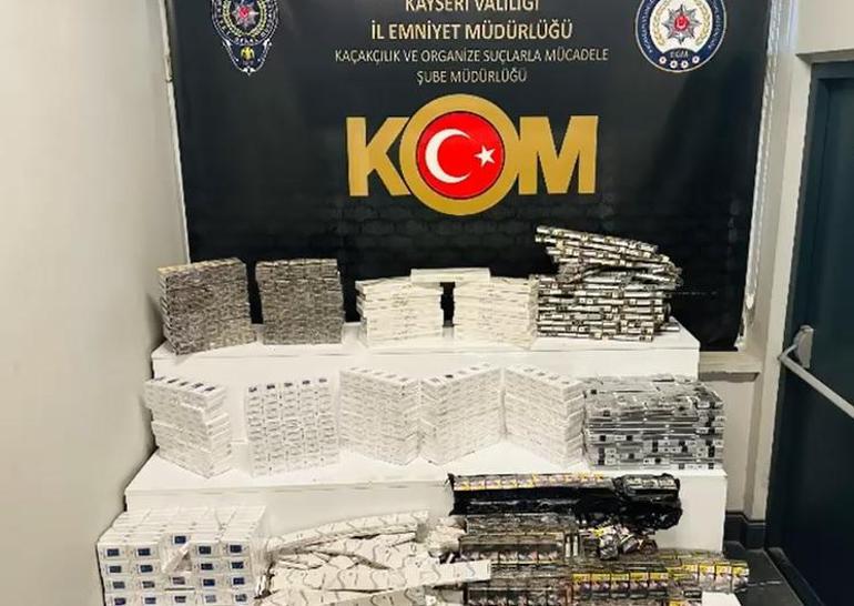 Preslenmiş atık kağıtların arasında kaçak sigara taşıyan 2 şüpheli yakalandı